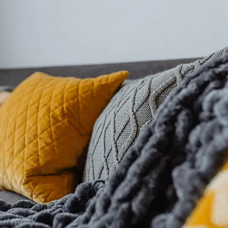 Nature Vibes Pool Sauna Terrasse Wifi Balkon Near Lift アパート